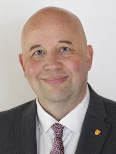 Mika Ingi, kaupunginjohtaja